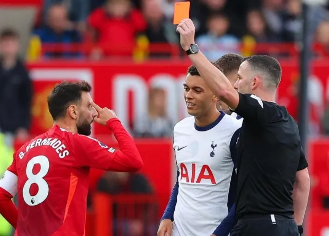 Cần có sự thay thế cho Bruno Fernandes